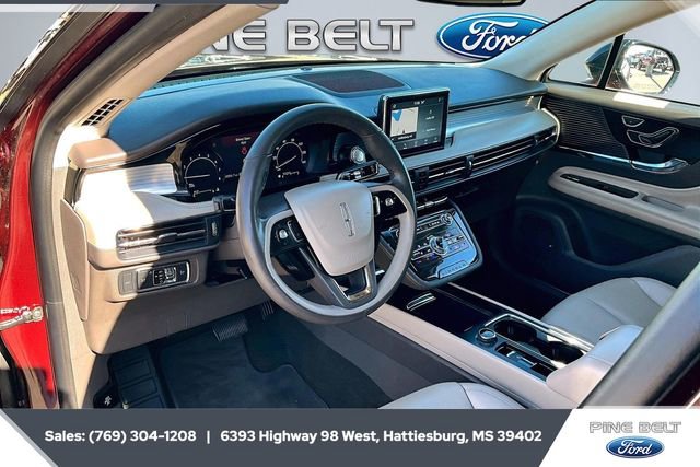 Used 2021 Lincoln Corsair FWD w/ Premium Package image 12