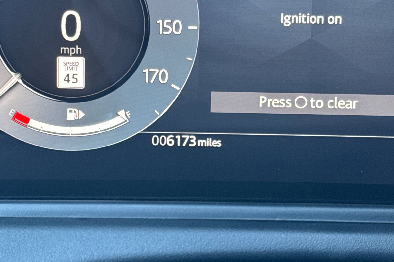 Used 2026 Land Rover Range Rover Velar Dynamic SE image 31