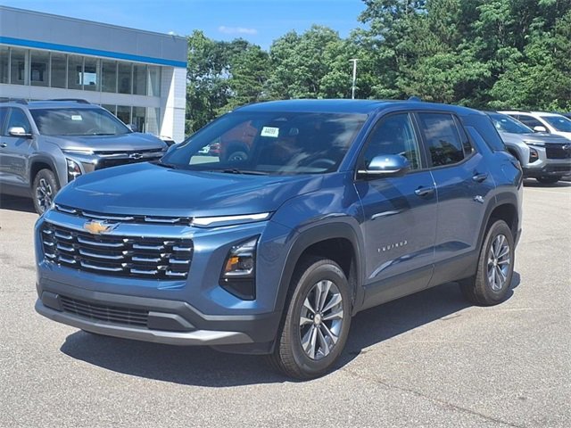 New 2026 Chevrolet Equinox LT image 3