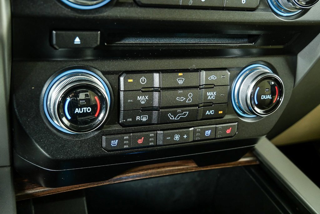 Used 2017 Ford F150 Lariat w/ Equipment Group 502A Luxury image 16