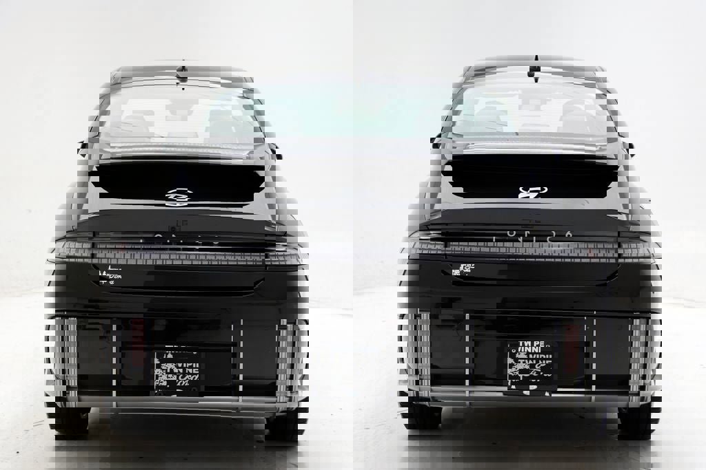 Used 2023 Hyundai Ioniq 6 SEL w/ Cargo Package image 8