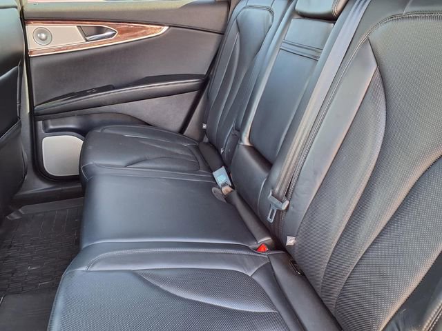 Used 2020 Lincoln Nautilus Reserve w/ Equipment Group 202A image 6