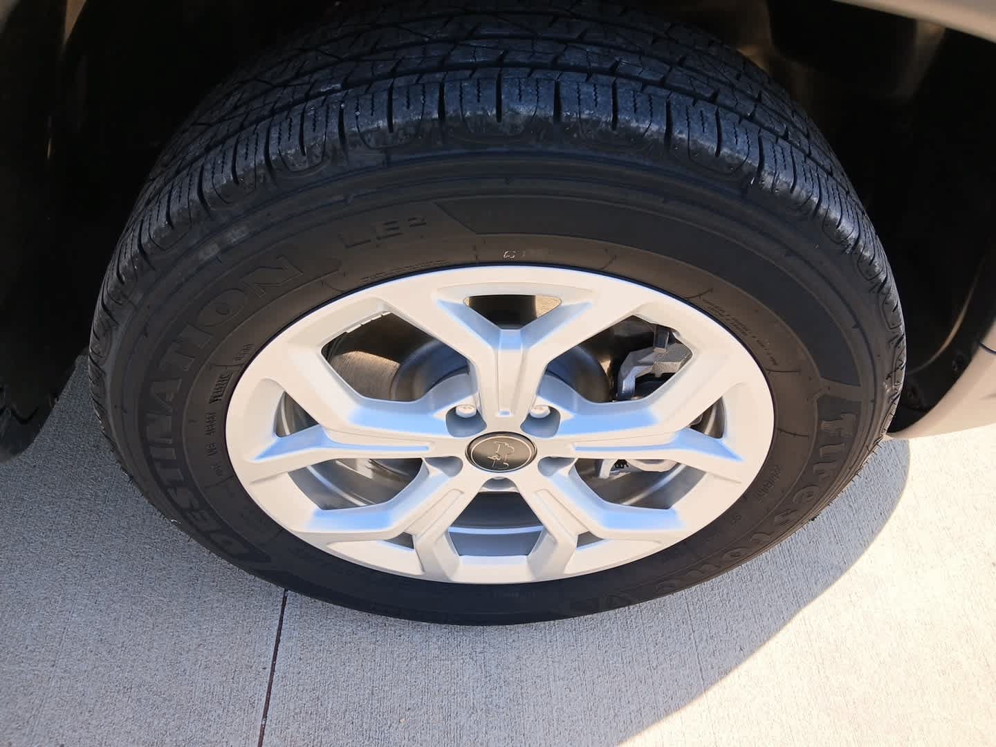 Used 2025 Jeep Compass Sport AWD/4WD image 10