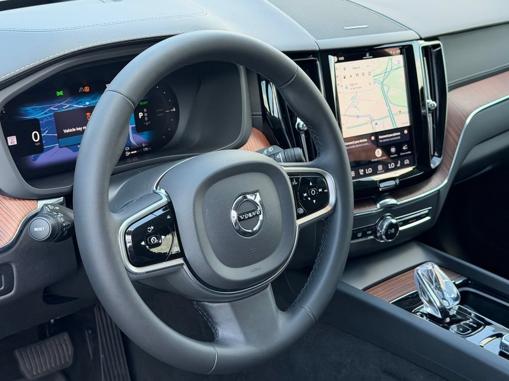 Certified 2024 Volvo XC60 T8 Ultimate w/ Protection Package Premier AWD/4WD image 19