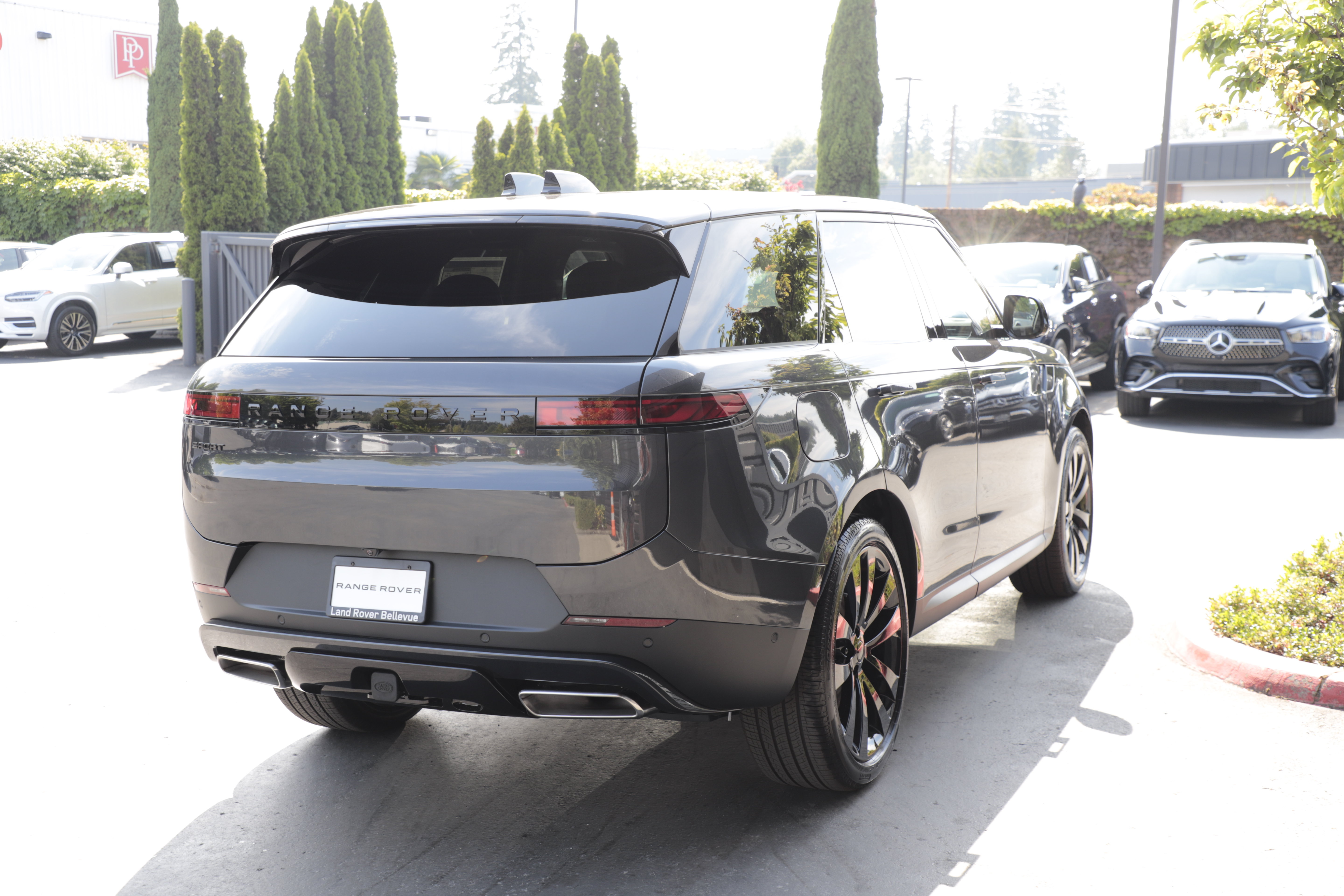 New 2026 Land Rover Range Rover Sport SE AWD/4WD image 10