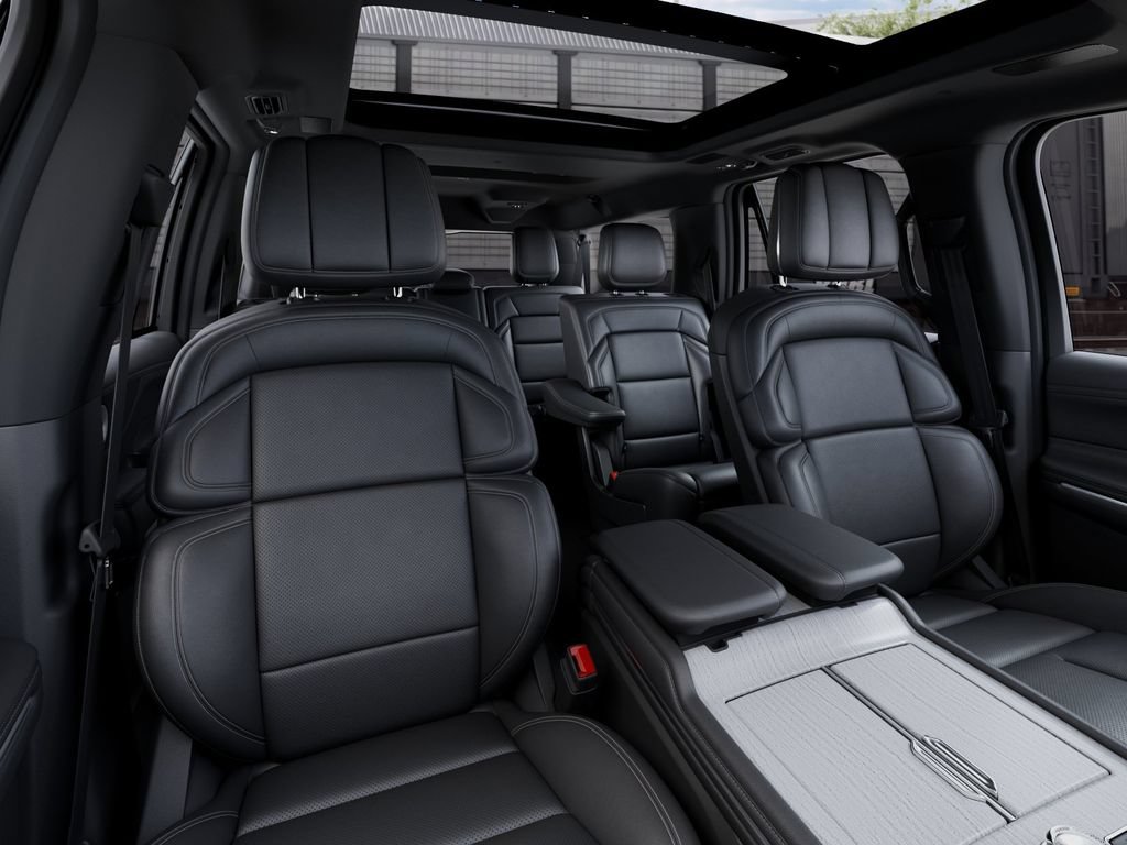 New 2027 Lincoln Navigator L Reserve w/ Jet Appearance Package AWD/4WD image 10