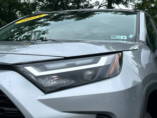 Used 2025 Toyota RAV4 XLE AWD/4WD image 13