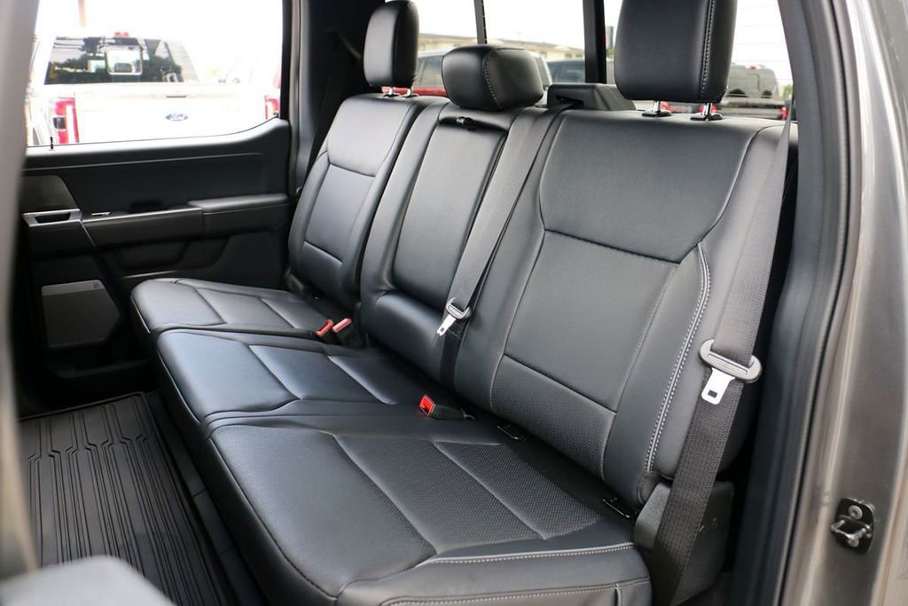 New 2025 Ford F150 Lariat w/ Equipment Group 501A Mid image 21