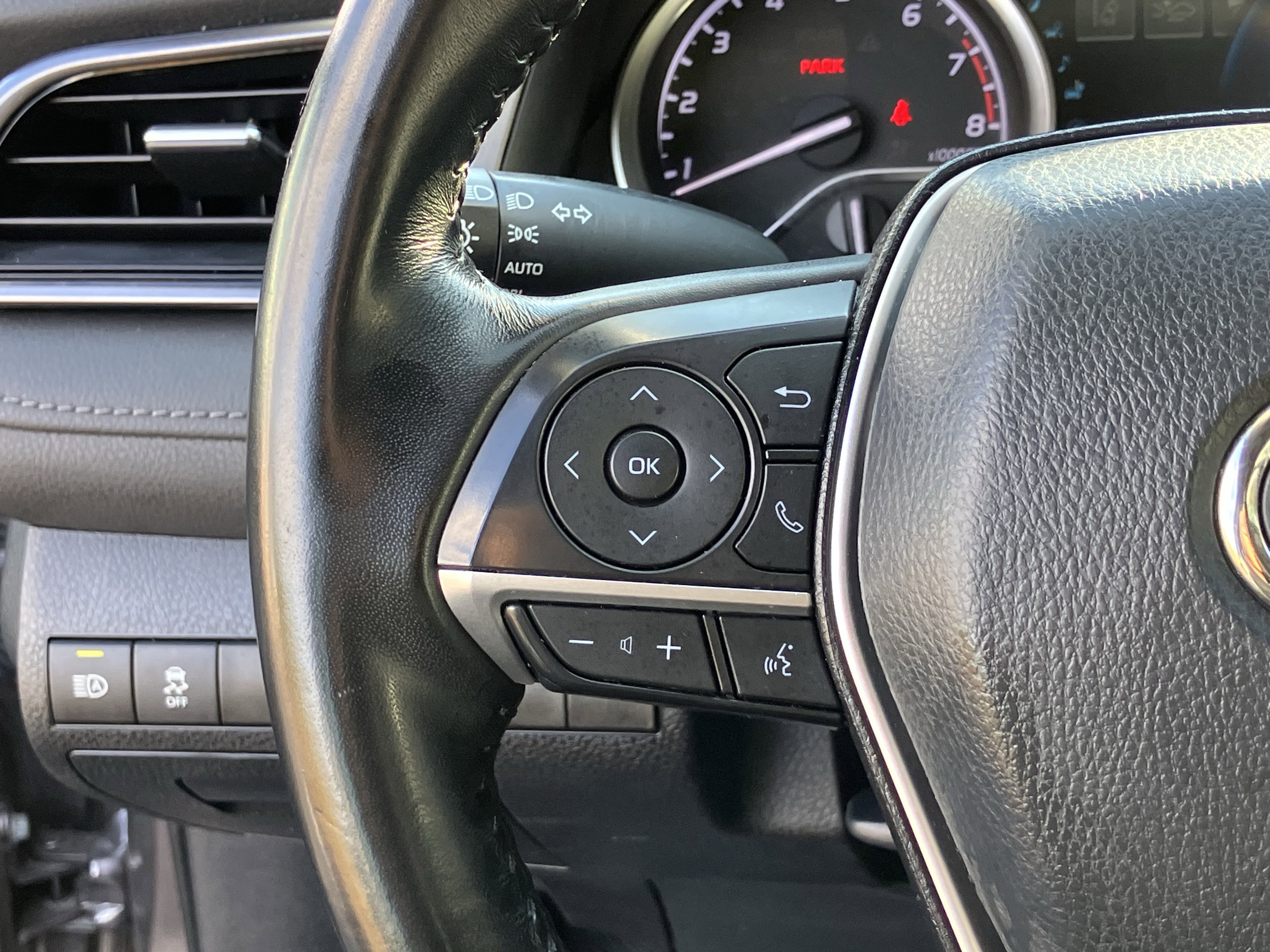 Used 2023 Toyota Camry XLE FWD image 21