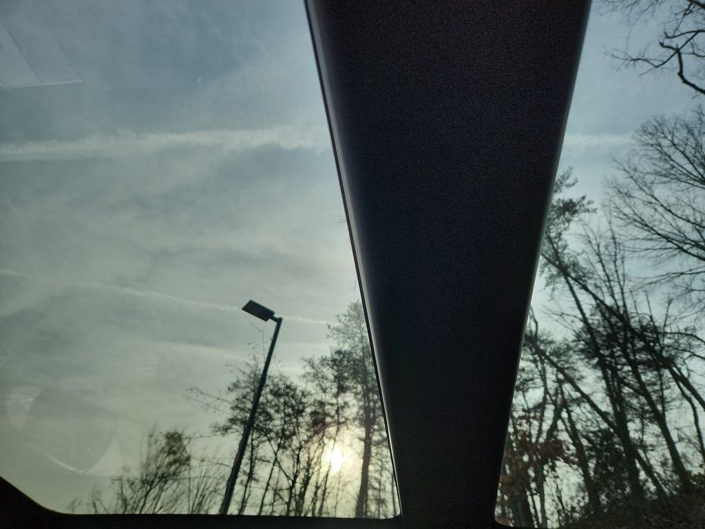 New 2026 Land Rover Range Rover Long Wheelbase SE image 27