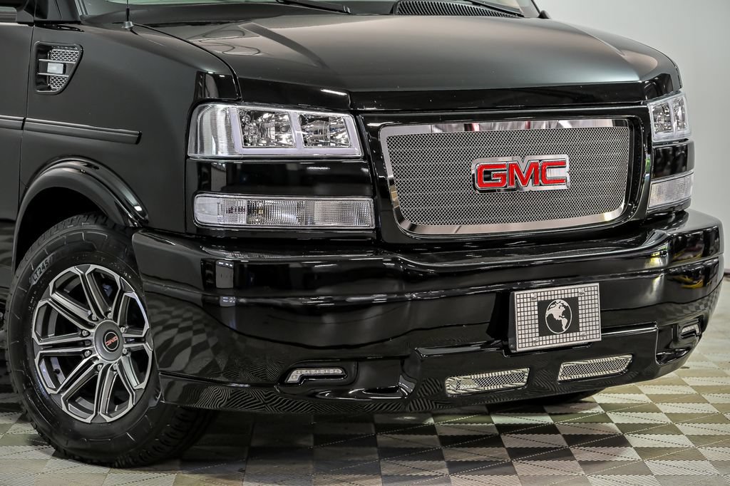 New 2026 GMC Savana 2500 w/ Driver Convenience Package RWD image 2