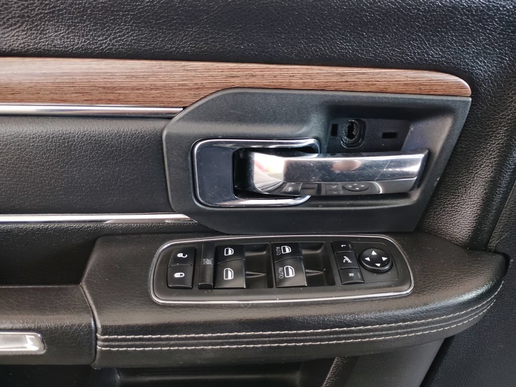 Used 2018 RAM 2500 Laramie w/ Convenience Group AWD/4WD image 23