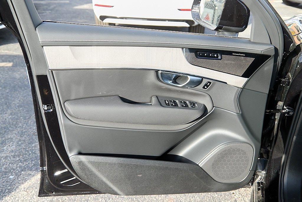 New 2026 Volvo XC90 B6 Ultra image 10