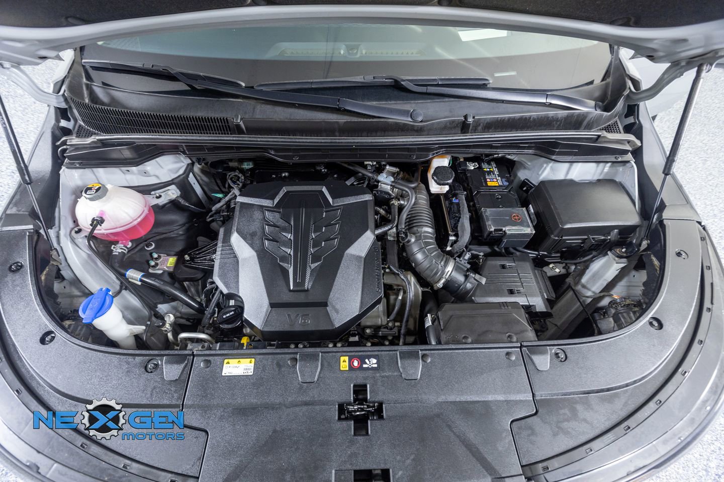 Used 2025 Kia Carnival SX Prestige FWD image 51
