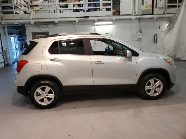 Used 2019 Chevrolet Trax LT w/ LT Convenience Package AWD/4WD image 7