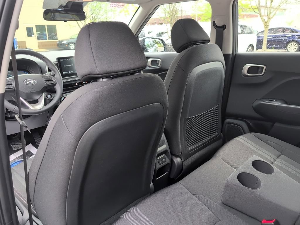 New 2026 Hyundai Venue SEL FWD image 25