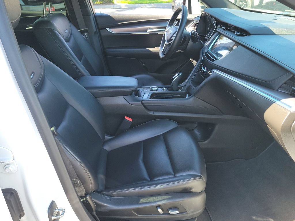 Certified 2023 Cadillac XT5 Luxury FWD image 26