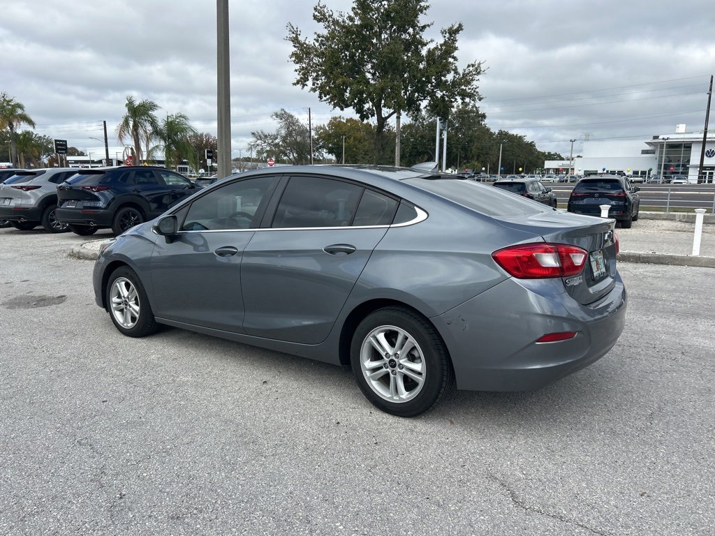 Used 2018 Chevrolet Cruze LT image 10
