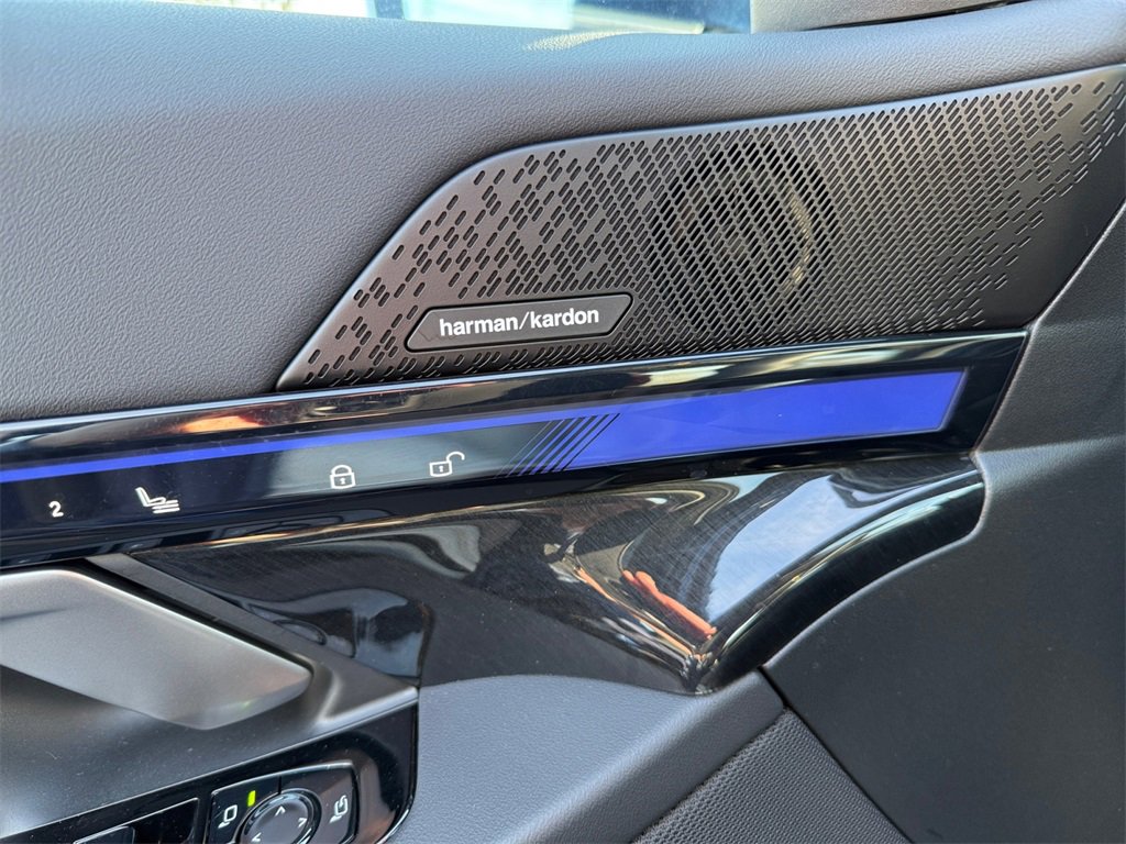 Certified 2026 BMW i5 eDrive40 image 30