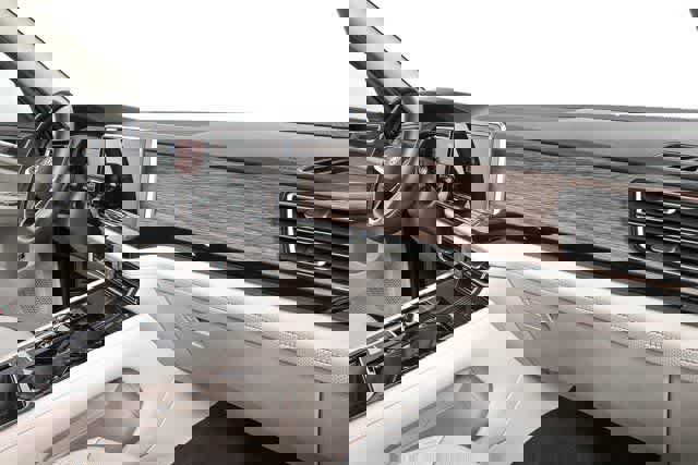 New 2026 Volkswagen Atlas SEL image 25