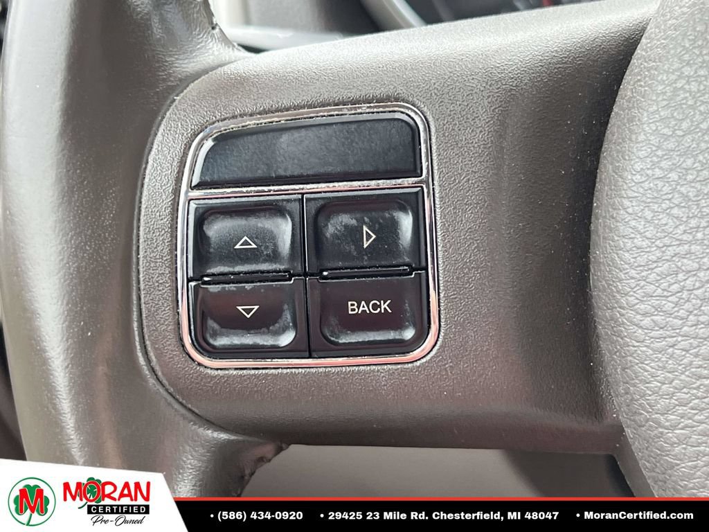 Used 2011 Jeep Grand Cherokee Laredo AWD/4WD image 23