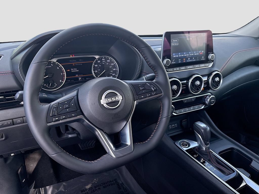 Used 2025 Nissan Sentra SR FWD image 9