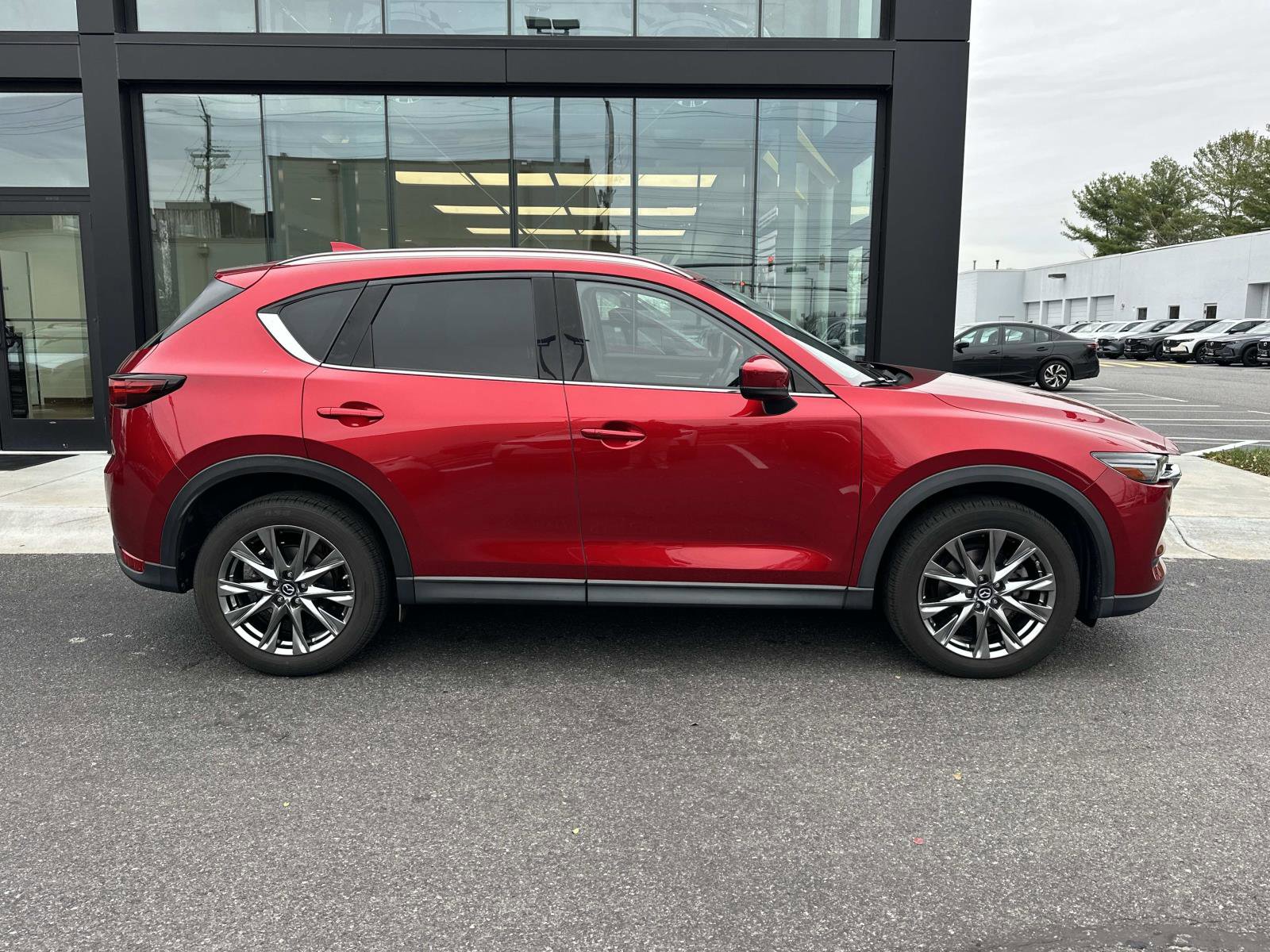 Certified 2020 MAZDA CX-5 Signature image 2
