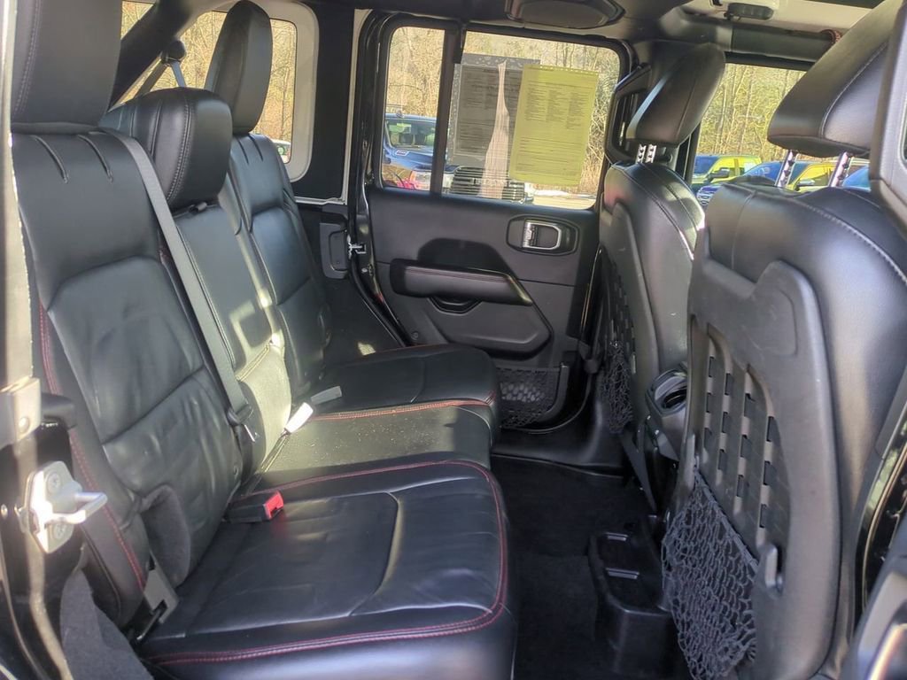 Used 2018 Jeep Wrangler Unlimited Rubicon image 27