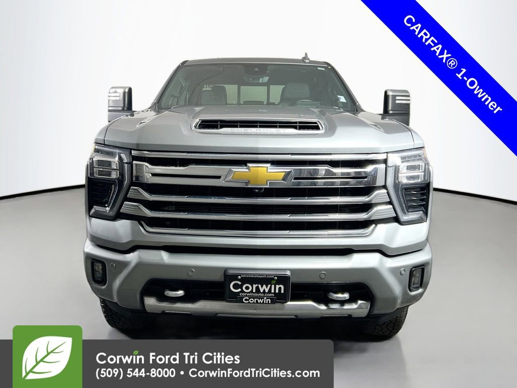Used 2025 Chevrolet Silverado 3500 High Country w/ Technology Package image 4
