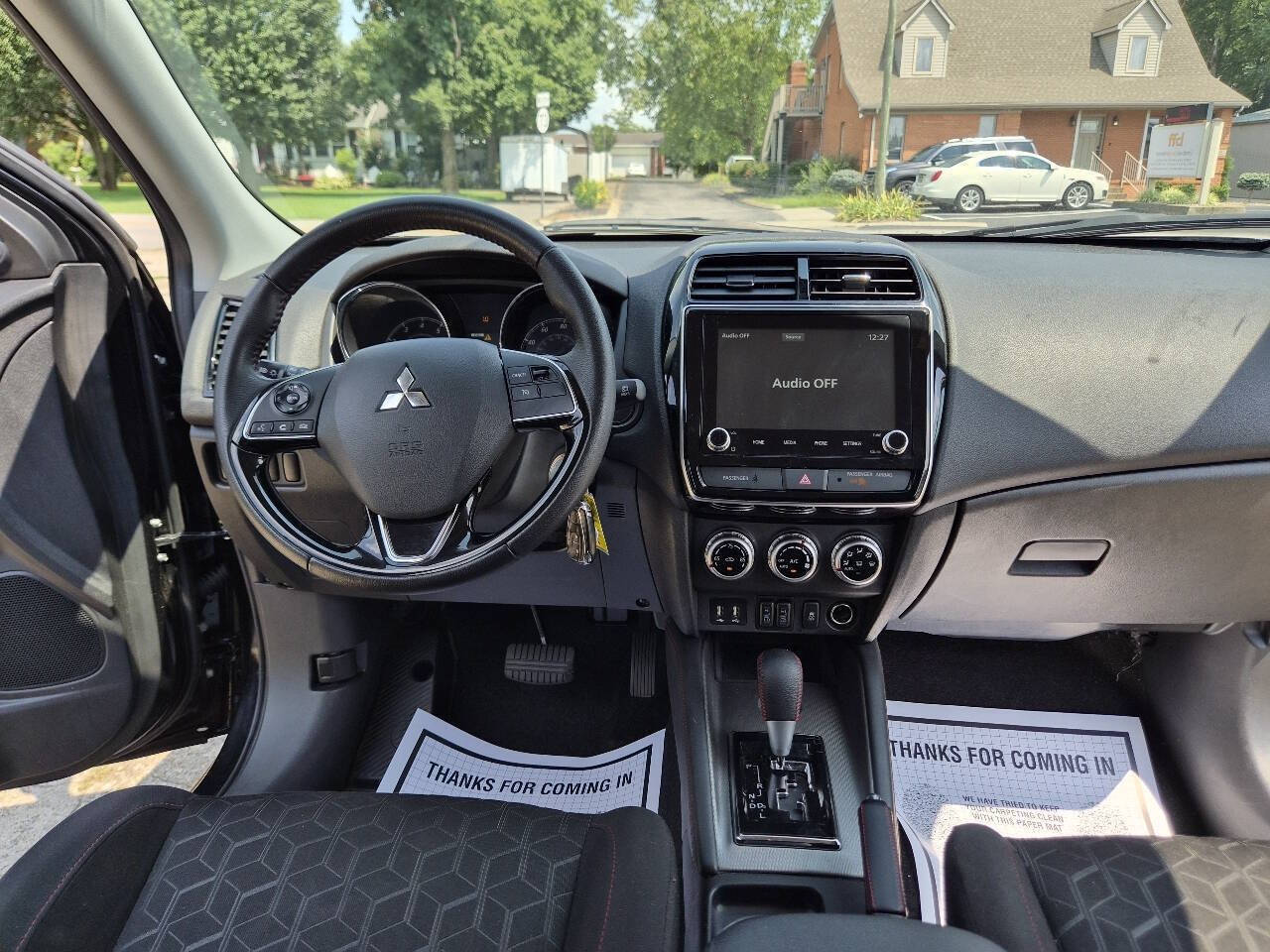 Used 2025 Mitsubishi Outlander Sport LE AWD/4WD image 14