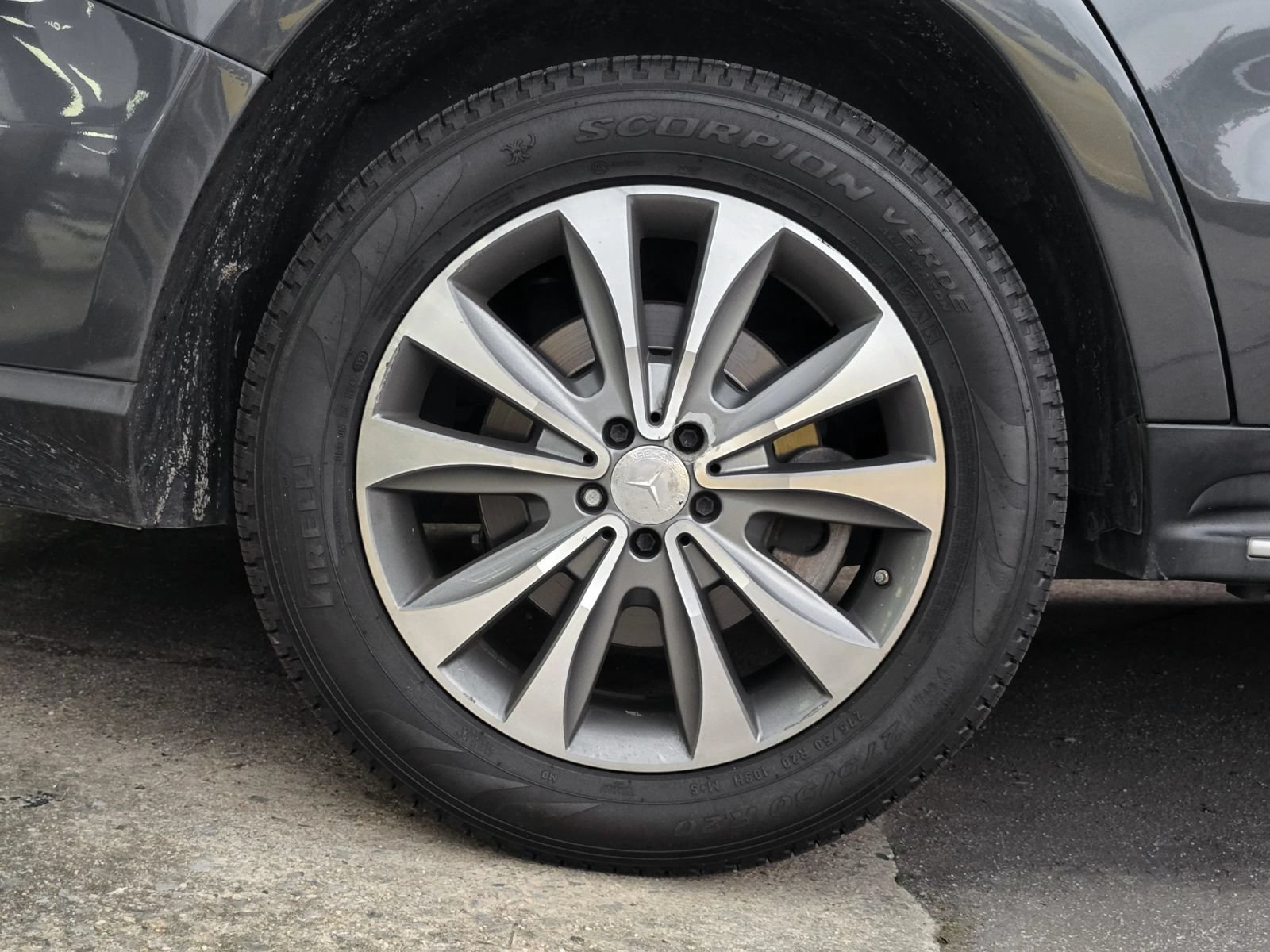 Used 2016 Mercedes-Benz GL 450 4MATIC image 14