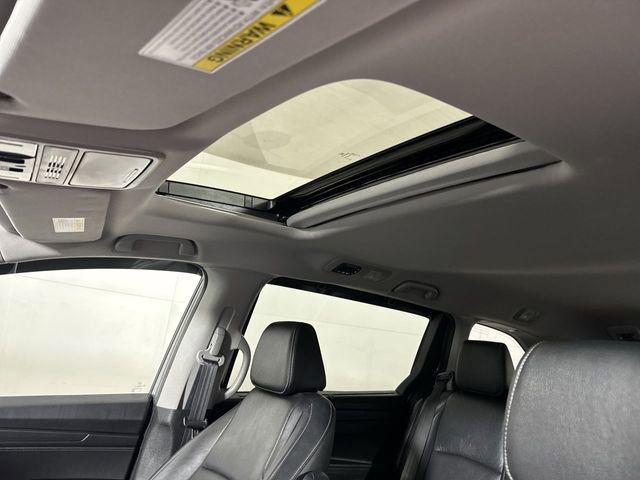 Used 2023 Honda Odyssey EX-L image 17