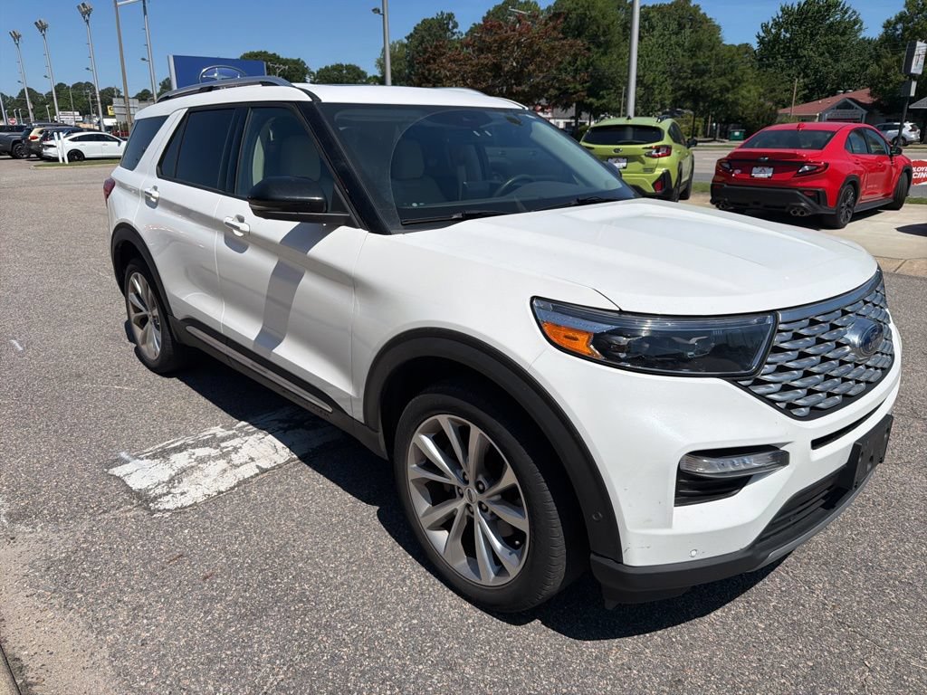 Used 2021 Ford Explorer Platinum w/ Equipment Group 601A AWD/4WD image 4