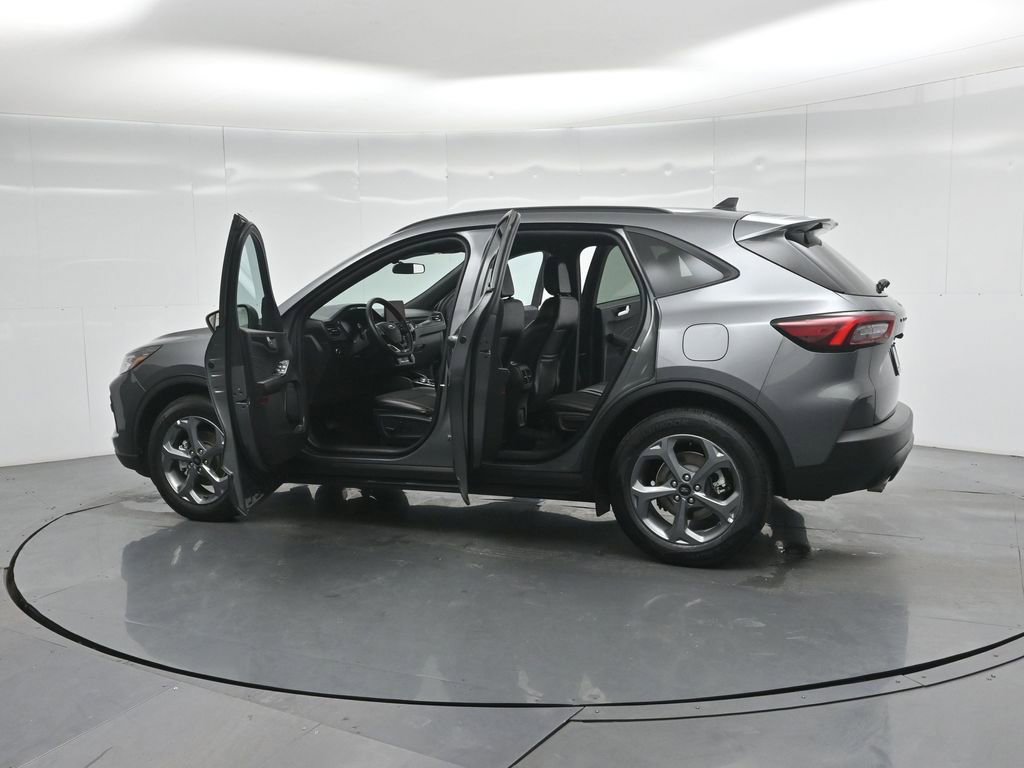 Certified 2025 Ford Escape ST-Line image 35