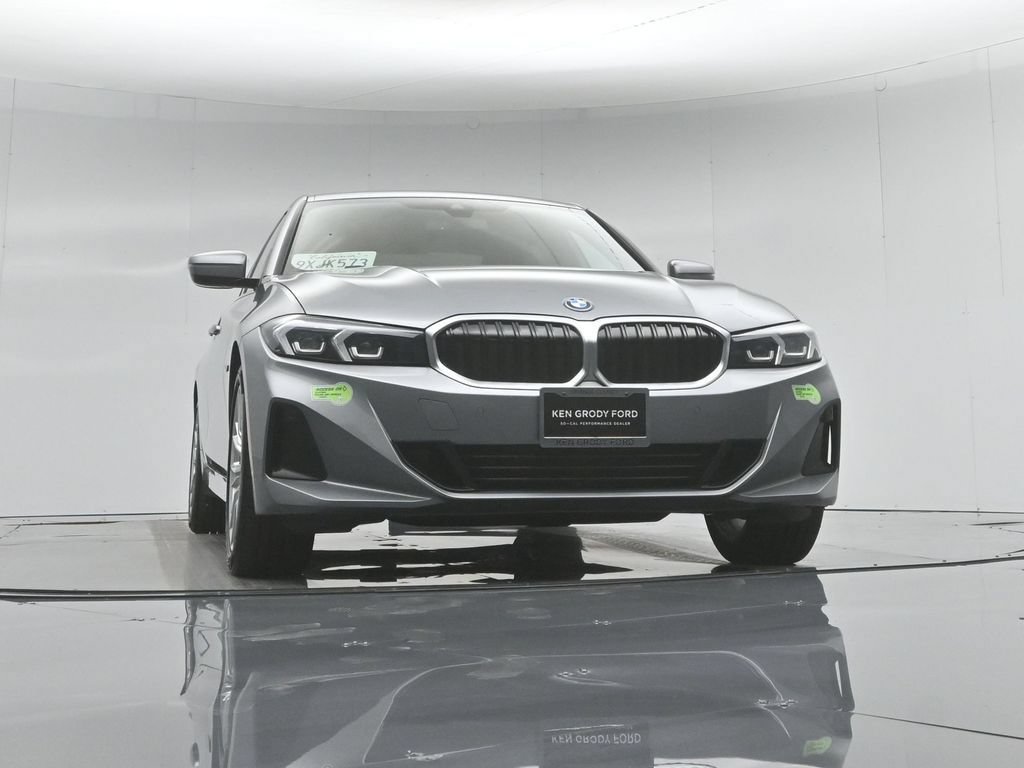 Used 2023 BMW 330e w/ Convenience Package RWD image 52
