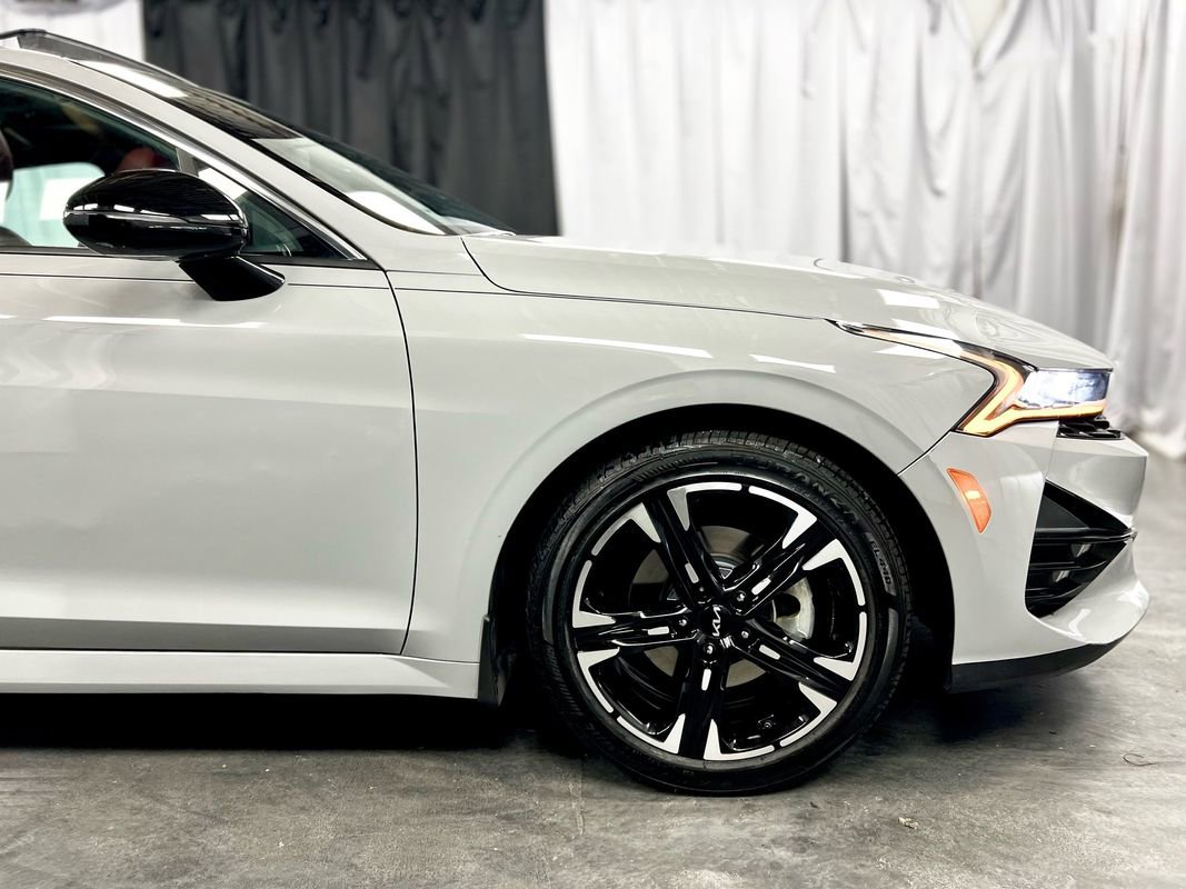 Used 2022 Kia K5 GT-Line w/ GT-Line Awd Premium Package image 11