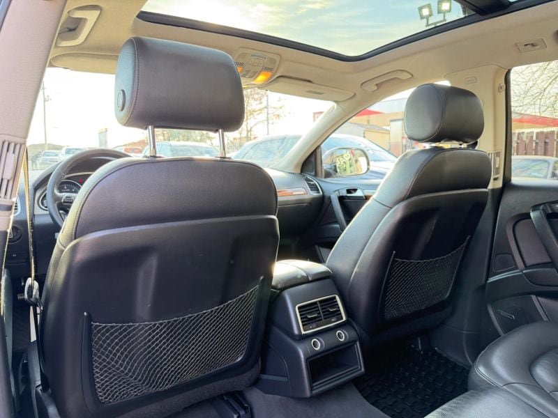 Used 2015 Audi Q7 TDI Premium Plus w/ Premium Plus Package AWD/4WD image 18