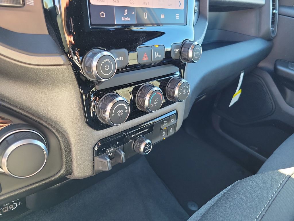New 2026 RAM 1500 Express RWD image 18