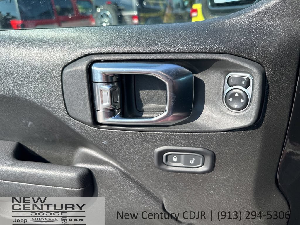 New 2025 Jeep Gladiator Sport AWD/4WD image 38