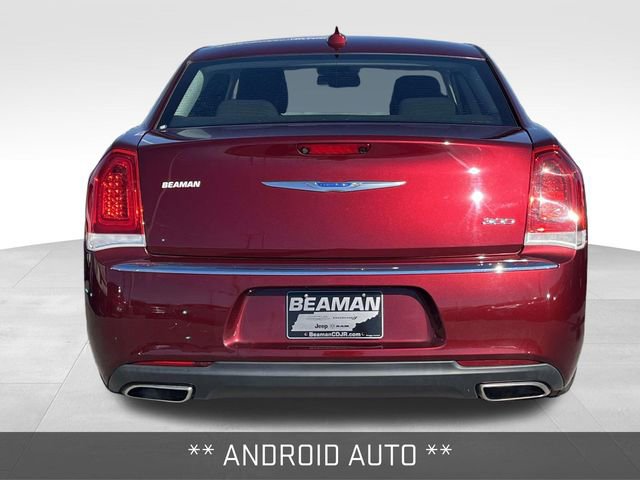 Used 2022 Chrysler 300 Touring image 6