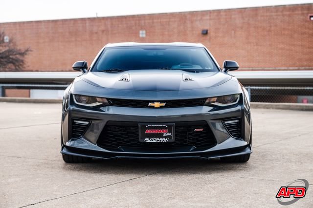 Used 2018 Chevrolet Camaro SS image 15