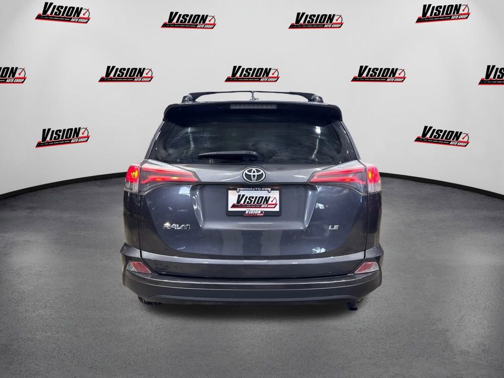 Used 2018 Toyota RAV4 LE image 6