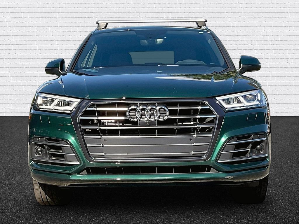 Used 2020 Audi Q5 e Prestige w/ Prestige Package AWD/4WD image 2