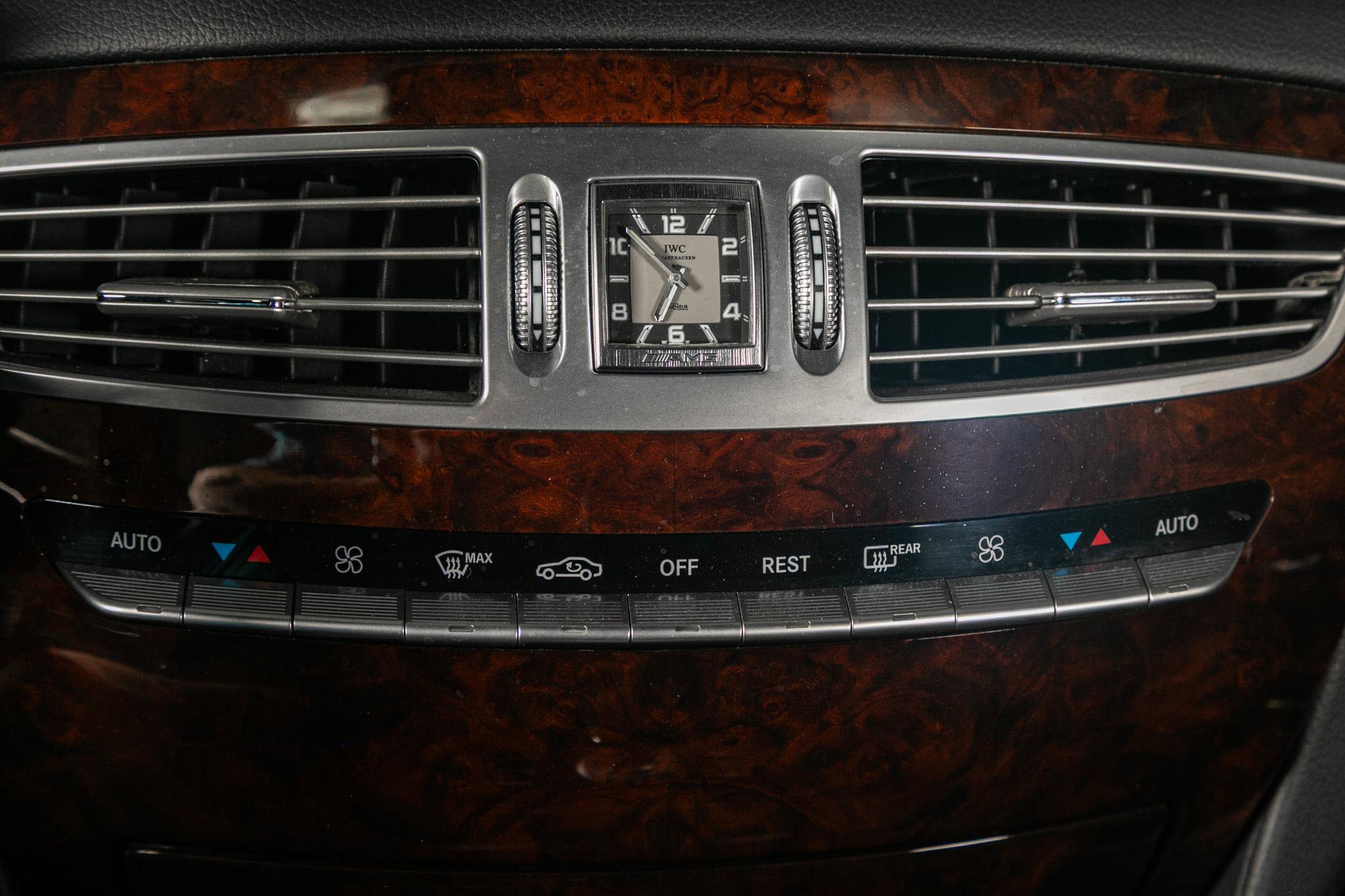 Used 2012 Mercedes-Benz CL 63 AMG image 35