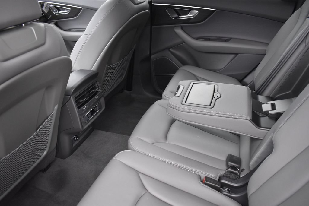 New 2026 Audi Q7 2.0T Premium AWD/4WD image 18