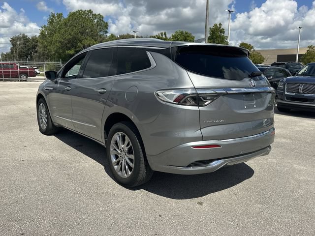 Used 2023 Buick Enclave Avenir w/ Avenir Technology Package FWD image 17