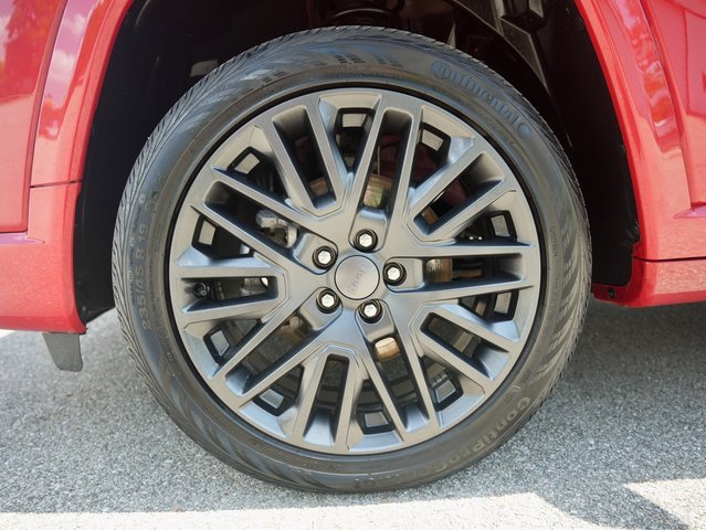 Used 2022 Jeep Compass Limited w/ (RED) Package image 32