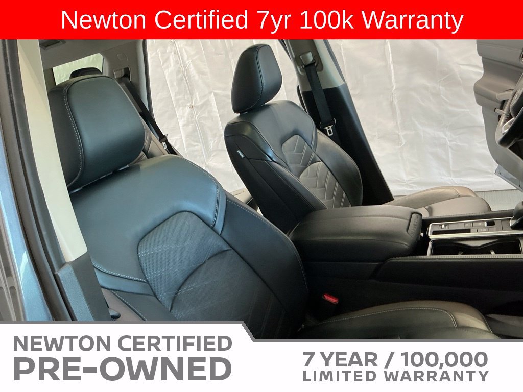 Used 2025 Nissan Pathfinder Platinum w/ Cargo Package FWD image 19