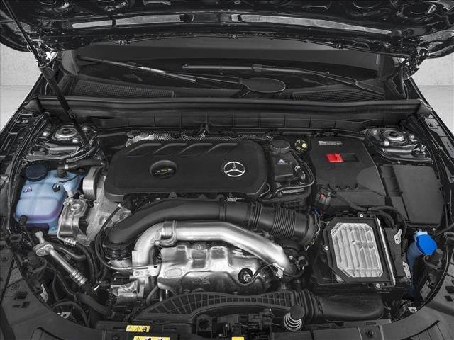 New 2026 Mercedes-Benz GLB 250 image 8