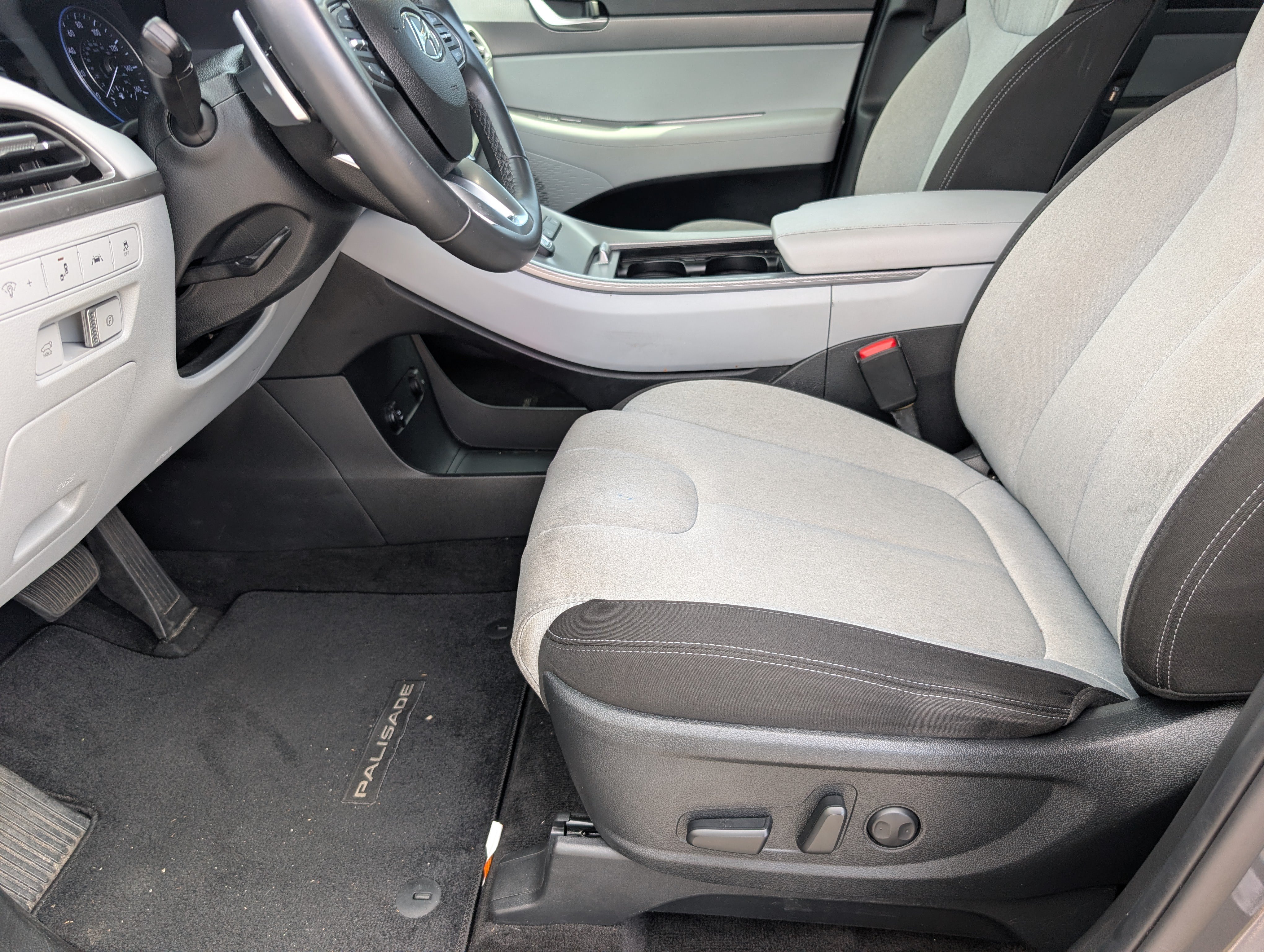 Used 2024 Hyundai Palisade Limited FWD image 15
